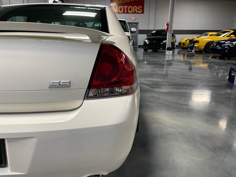Used 2009 Chevrolet Impala SS w/ Convenience Package FWD image 12