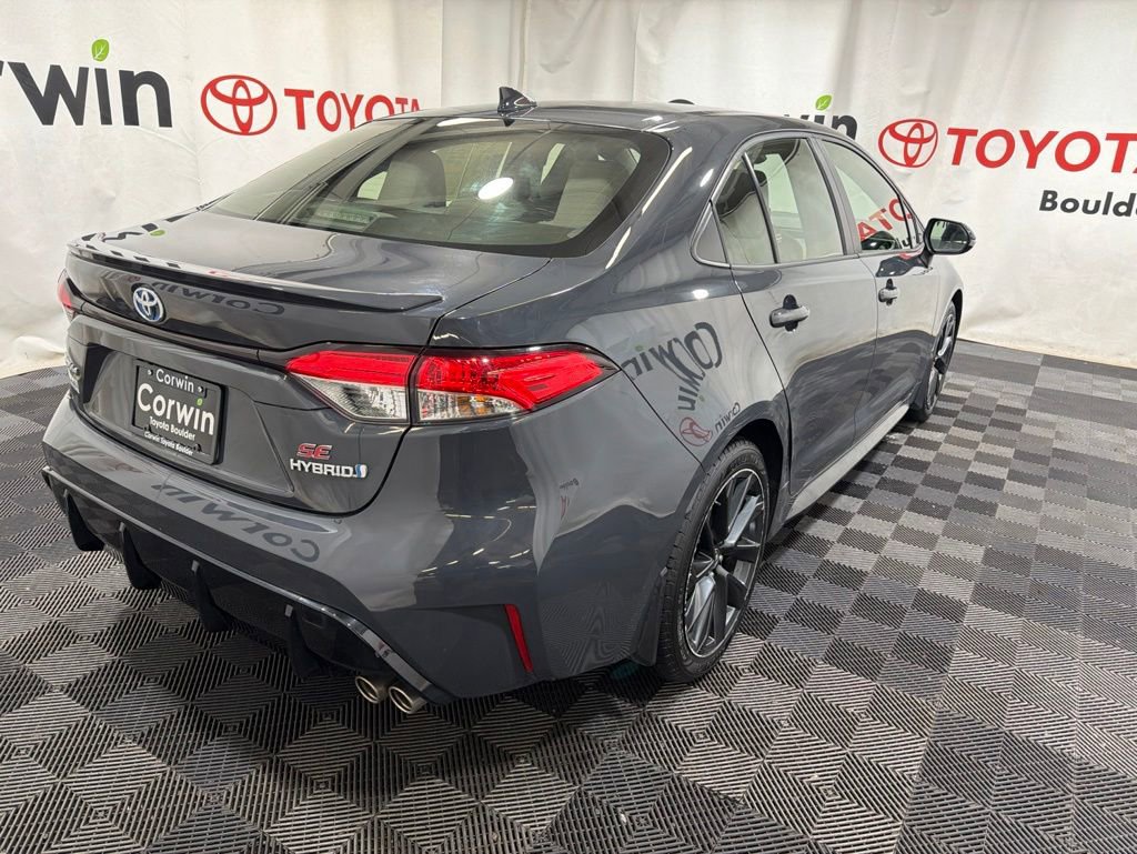 Used 2023 Toyota Corolla SE w/ SE Package FWD image 8