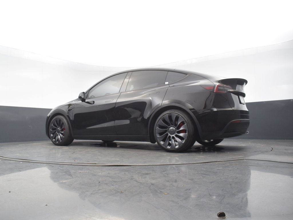 Used 2024 Tesla Model Y Performance AWD/4WD image 36