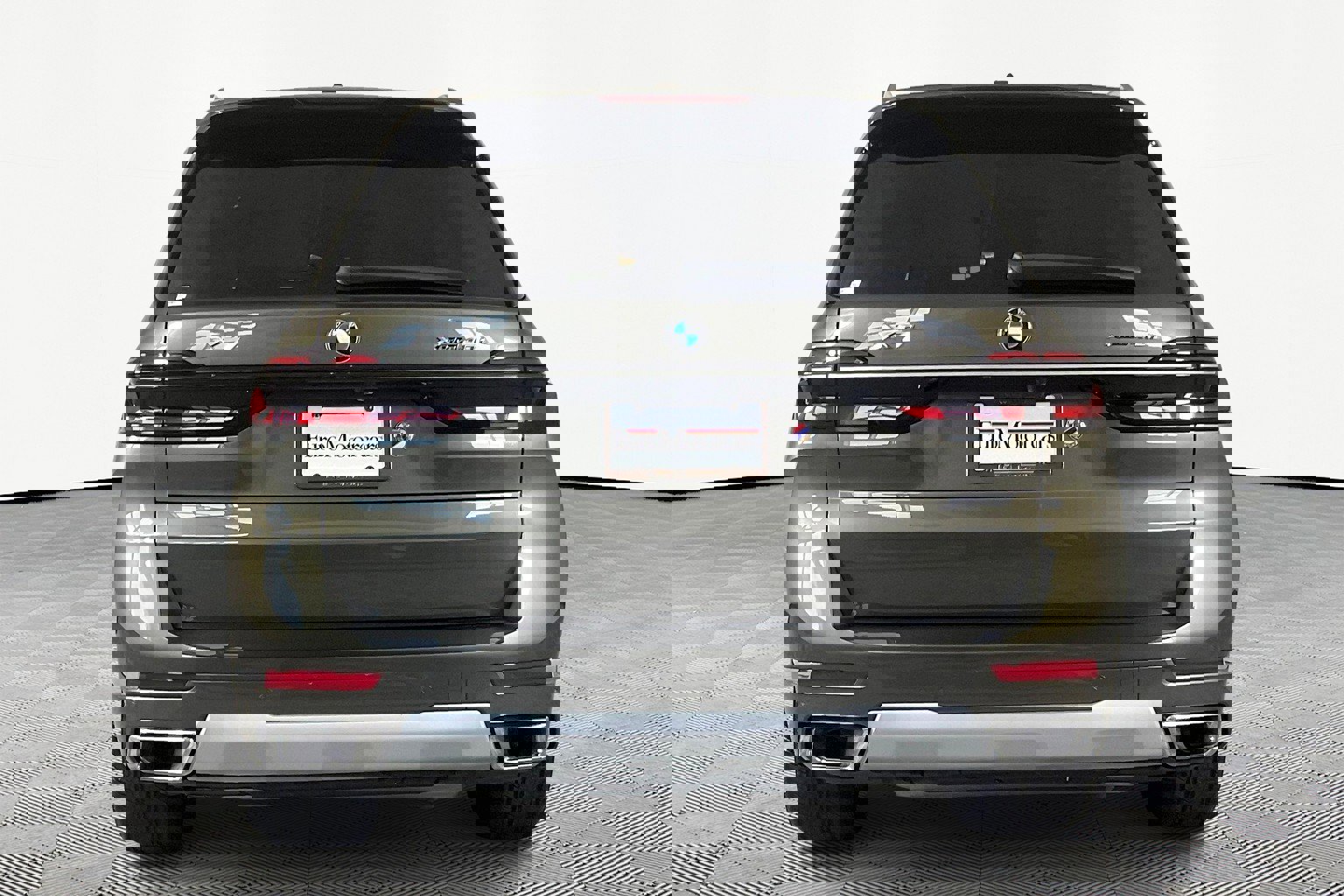 Certified 2024 BMW X7 xDrive40i w/ Premium Package image 7