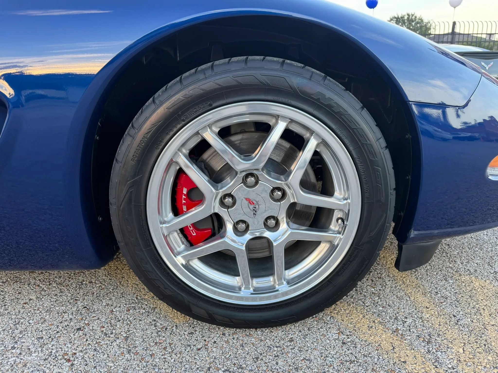 Used 2004 Chevrolet Corvette Z06 w/ Z06 Preferred Equipment Group RWD image 18
