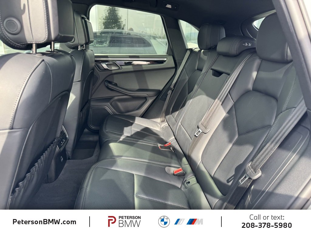 Used 2024 Porsche Macan image 21