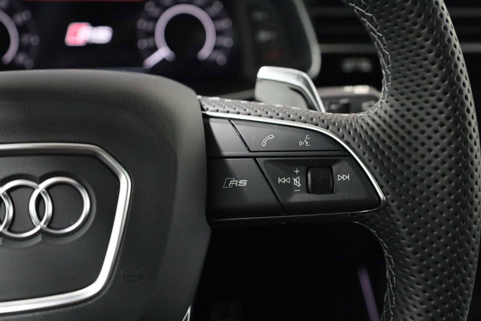 New 2026 Audi RS Q8 performance image 25