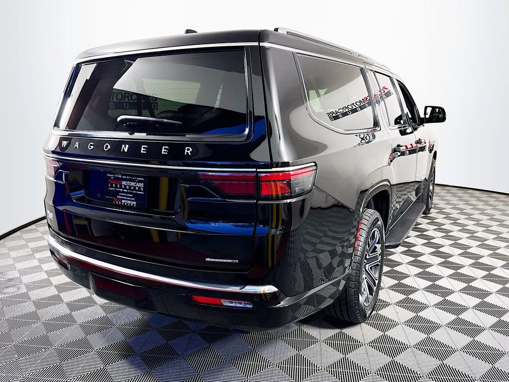 Used 2024 Jeep Wagoneer L Series II w/ Flexible Seating Group image 7