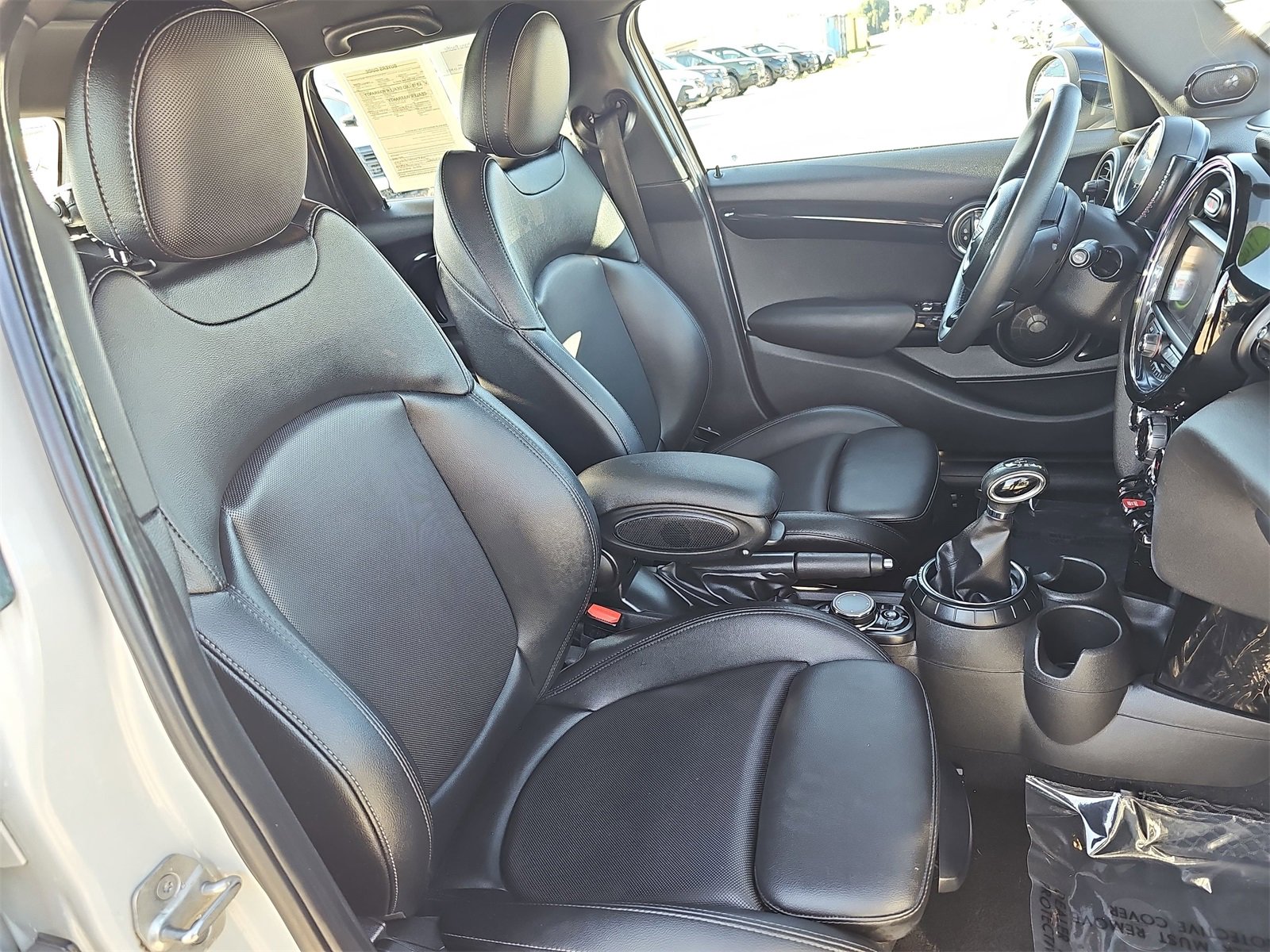 Used 2017 MINI Cooper S image 10