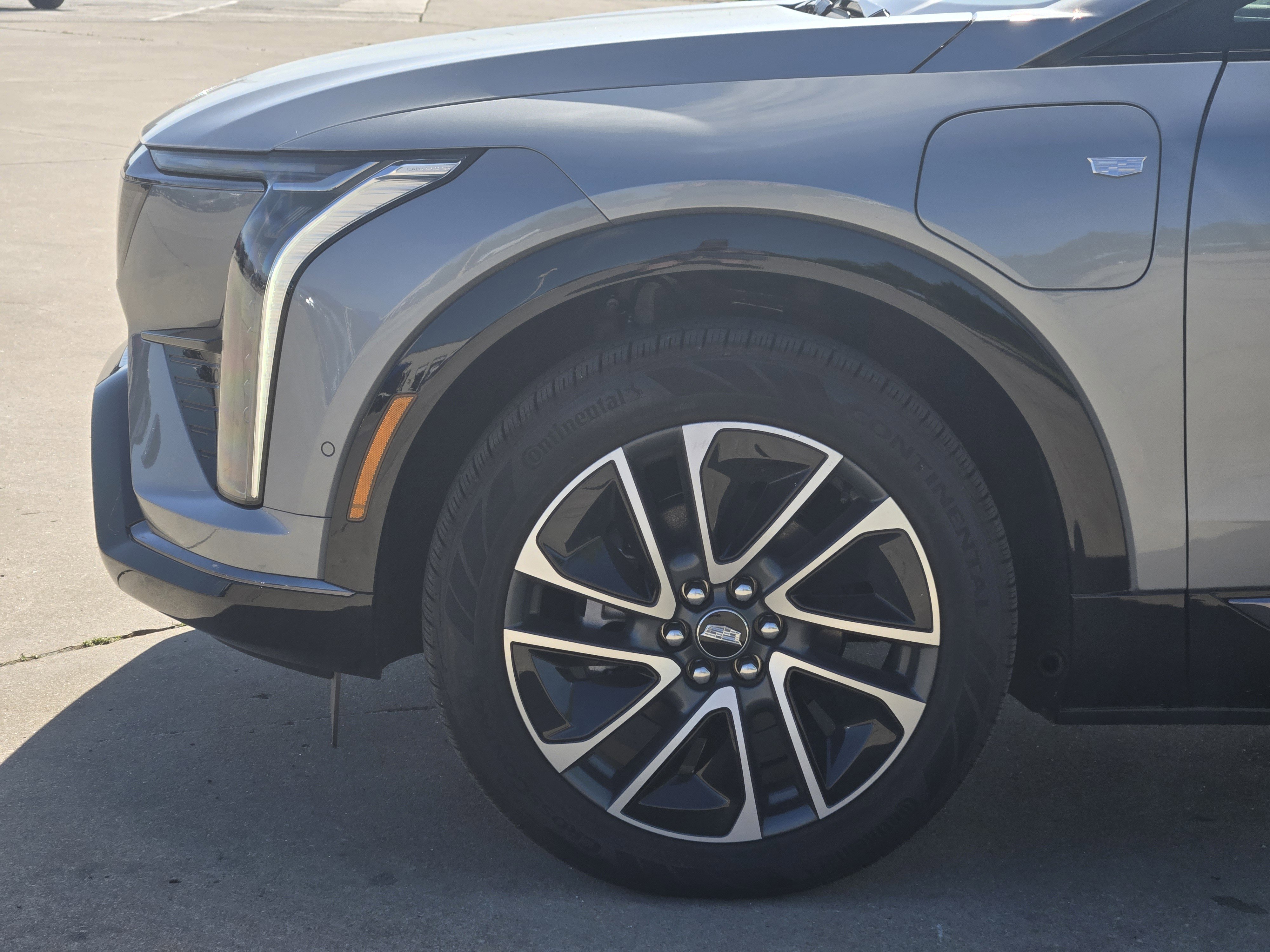 New 2025 Cadillac Optiq Sport 1 image 5