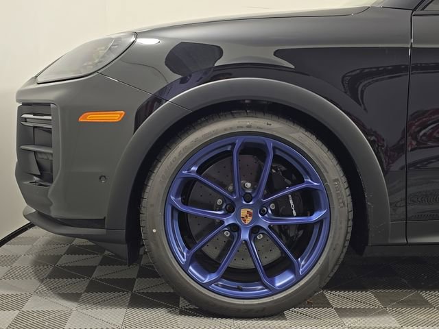 New 2026 Porsche Cayenne Turbo GT image 11