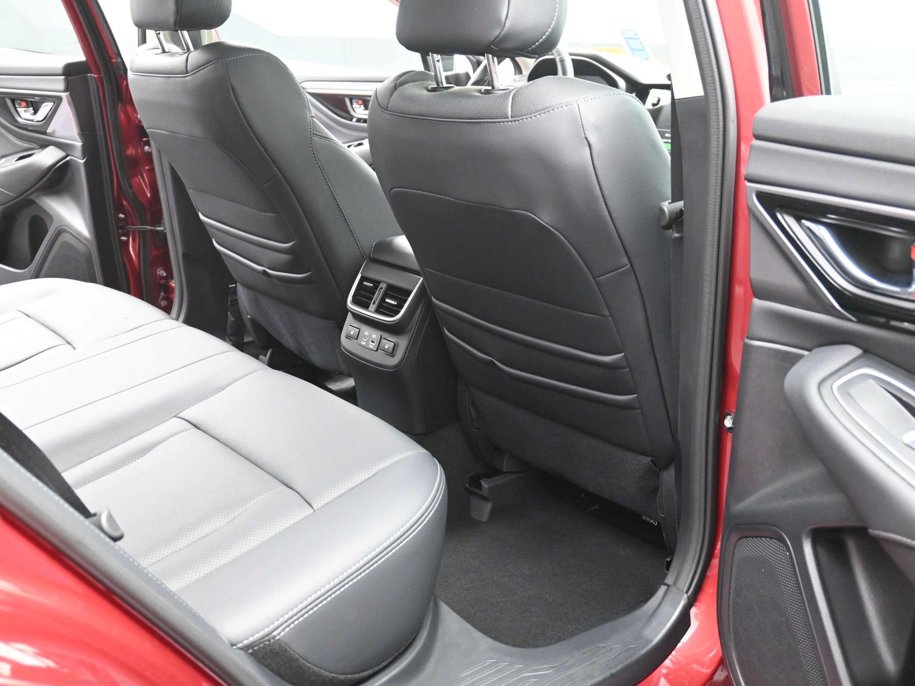 Used 2024 Subaru Legacy Touring XT image 24