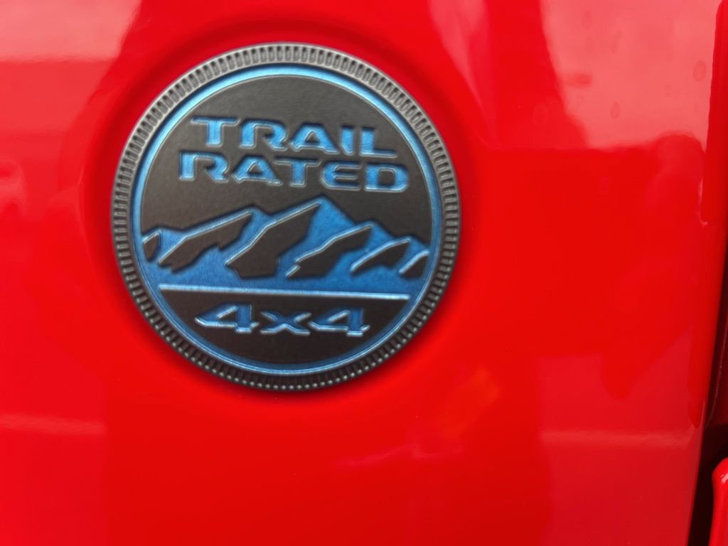 Used 2025 Jeep Wrangler Unlimited Sahara w/ Safety Group AWD/4WD image 37