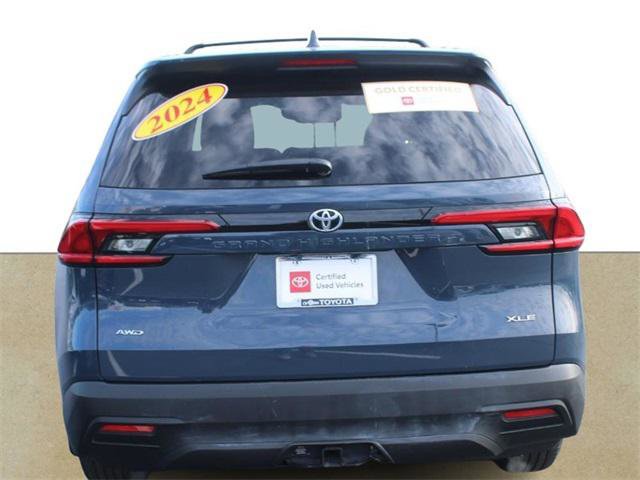 Certified 2024 Toyota Grand Highlander AWD image 5
