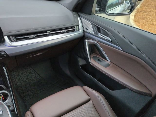Used 2024 BMW X1 M35i w/ Shadowloine Package image 19