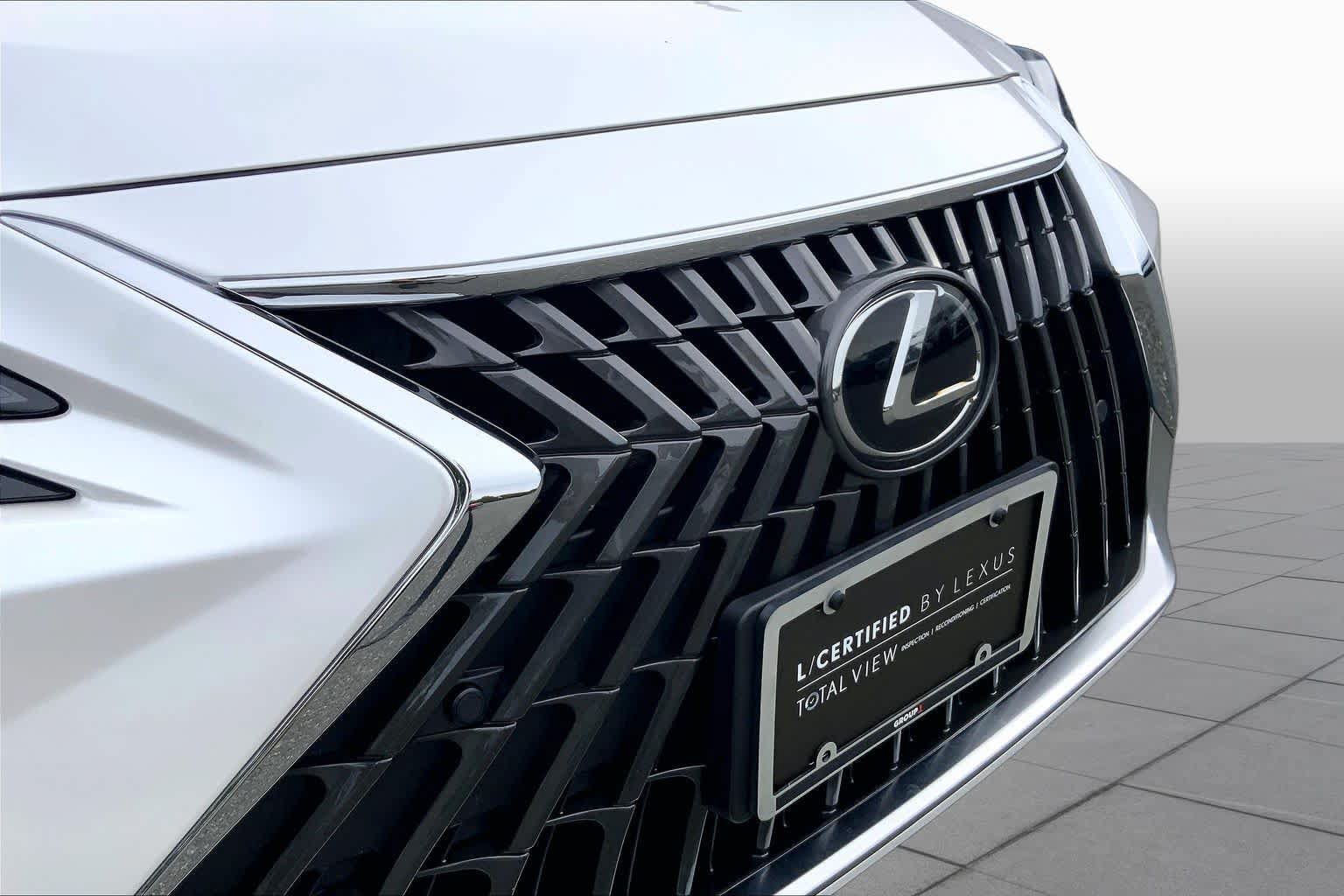 Certified 2024 Lexus ES 350 w/ Premium Package FWD image 30