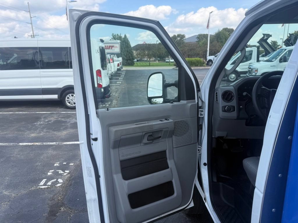 Used 2024 Ford E-350 and Econoline 350 Super Duty w/ Power Windows & Locks Group RWD image 15