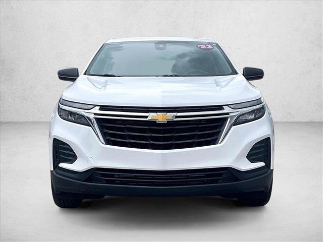 Used 2023 Chevrolet Equinox LS w/ Driver Confidence II Package FWD image 3