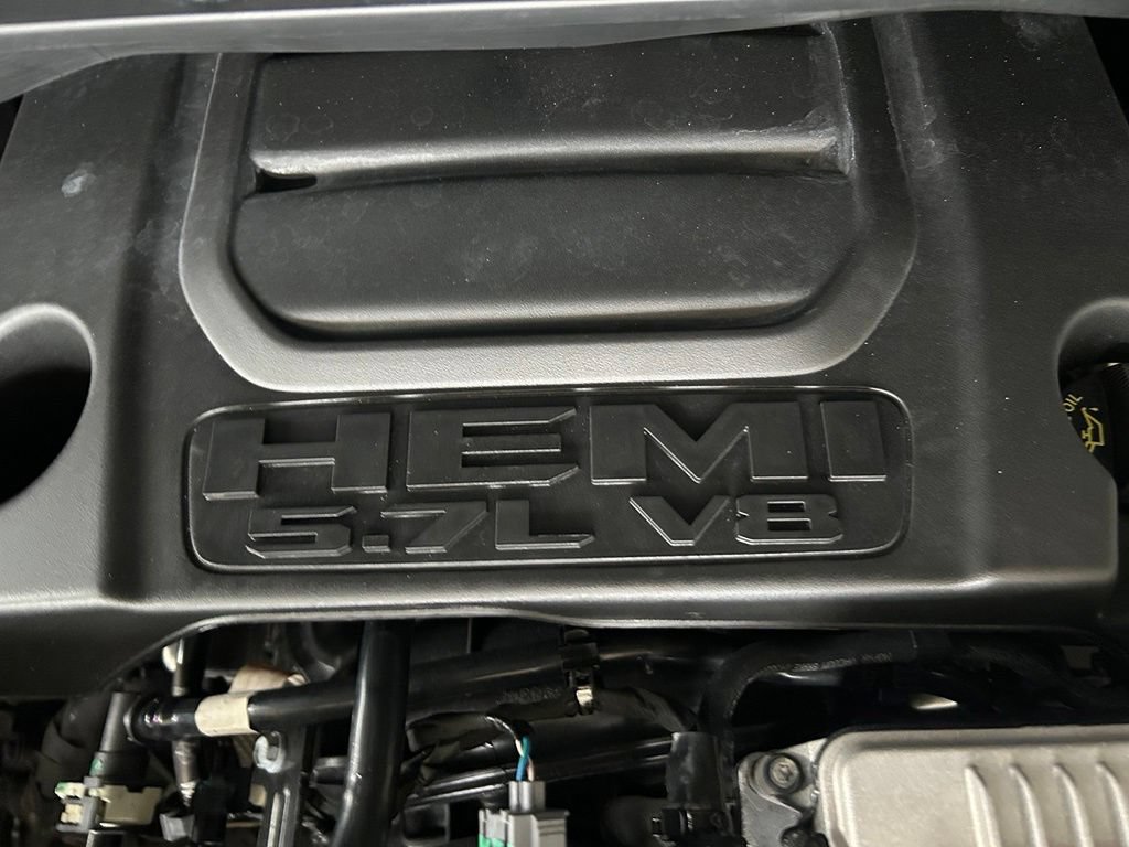 Used 2024 RAM 1500 Limited AWD/4WD image 15