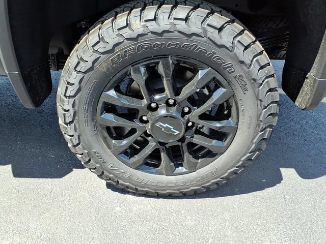 New 2026 Chevrolet Silverado 2500 LTZ w/ LTZ Plus Package AWD/4WD image 9