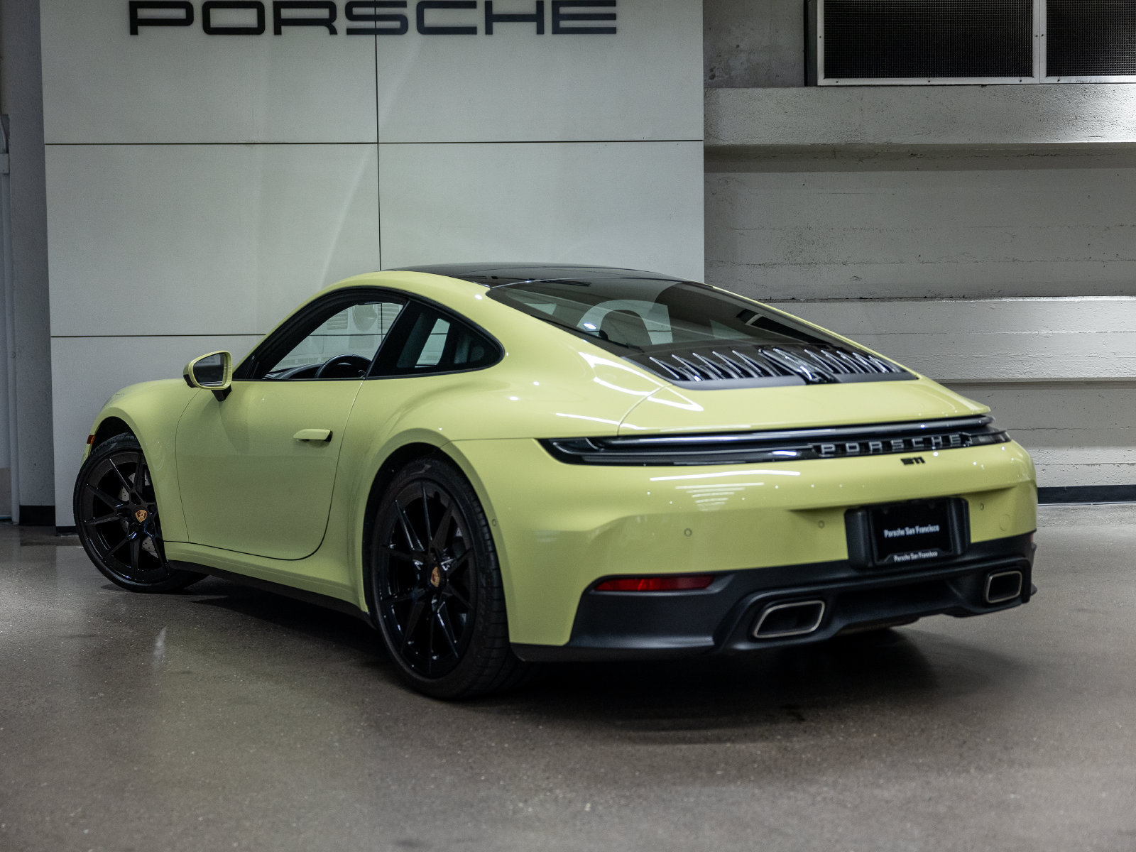 Certified 2025 Porsche 911 Carrera RWD image 3