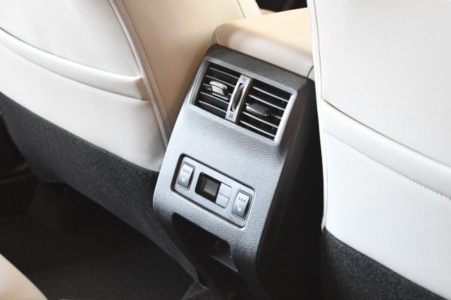 New 2026 Mitsubishi Outlander SEL AWD/4WD image 28
