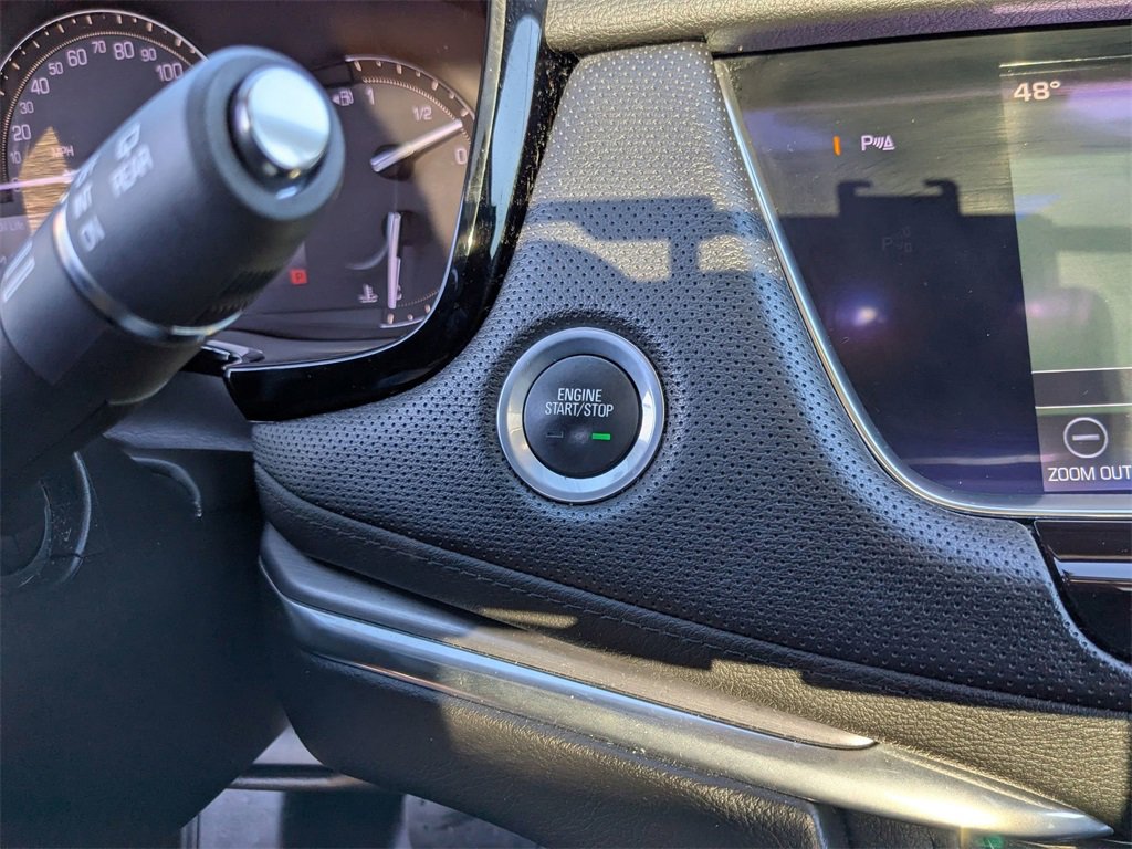 Used 2017 Cadillac XT5 Luxury w/ Driver Awareness Package image 12