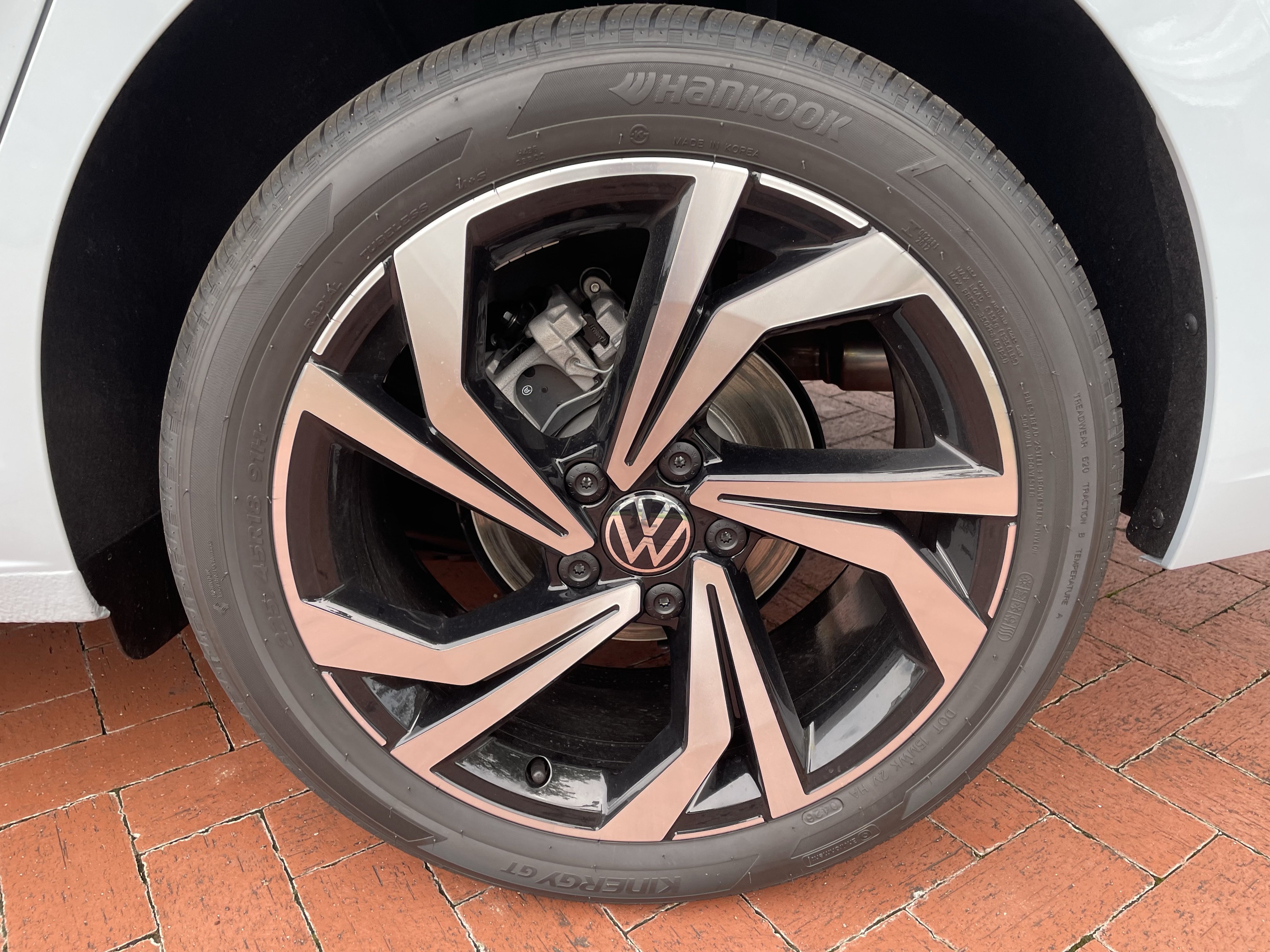 New 2026 Volkswagen Jetta SEL FWD image 8