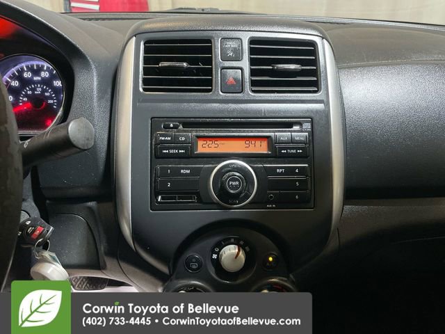 Used 2014 Nissan Versa SV image 13