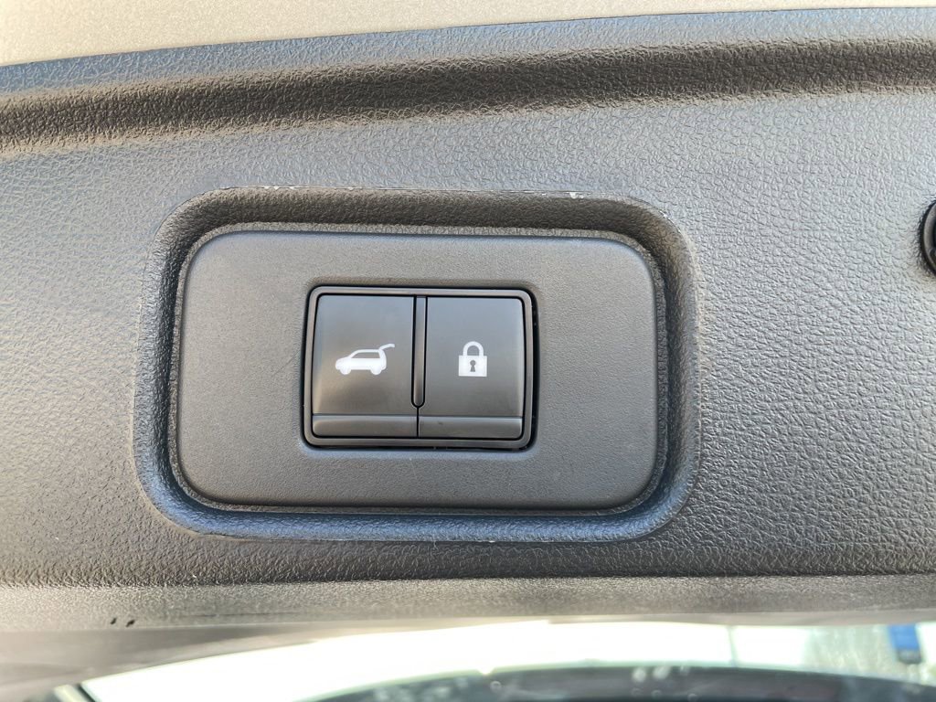 Used 2025 Nissan Pathfinder SL AWD/4WD image 51