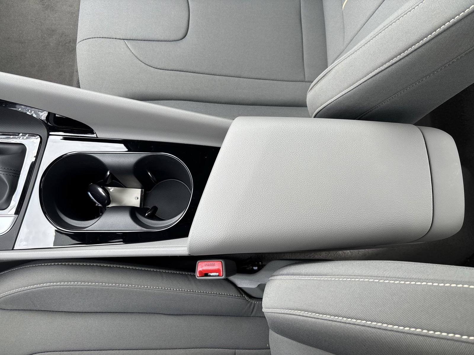 New 2026 Hyundai Elantra SEL Sport Premium FWD image 22