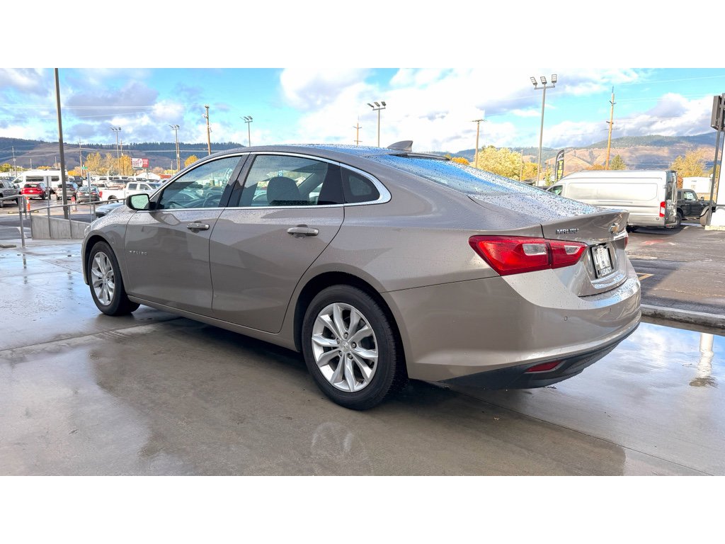 Used 2024 Chevrolet Malibu LT FWD image 5