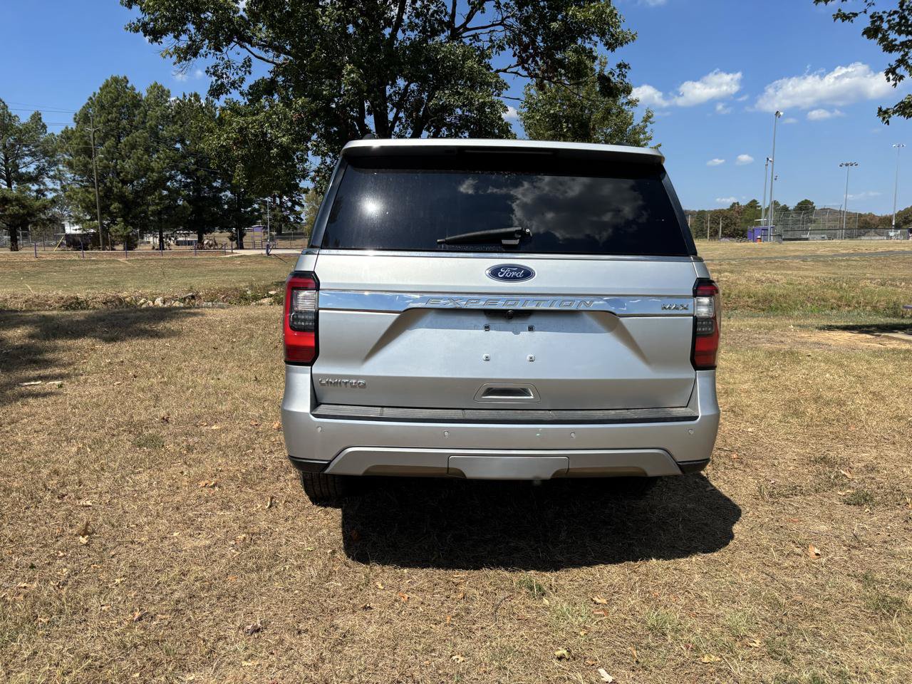 Used 2019 Ford Expedition Max Limited RWD image 5
