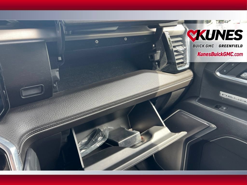 Used 2024 GMC Sierra 1500 Denali AWD/4WD image 32