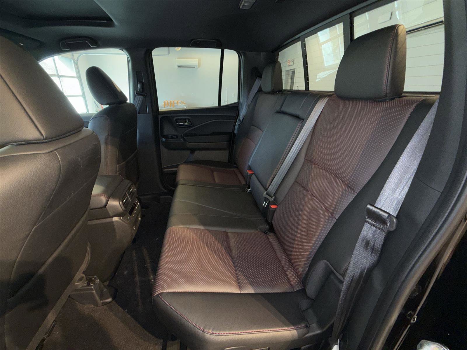 New 2026 Honda Ridgeline Black Edition image 25