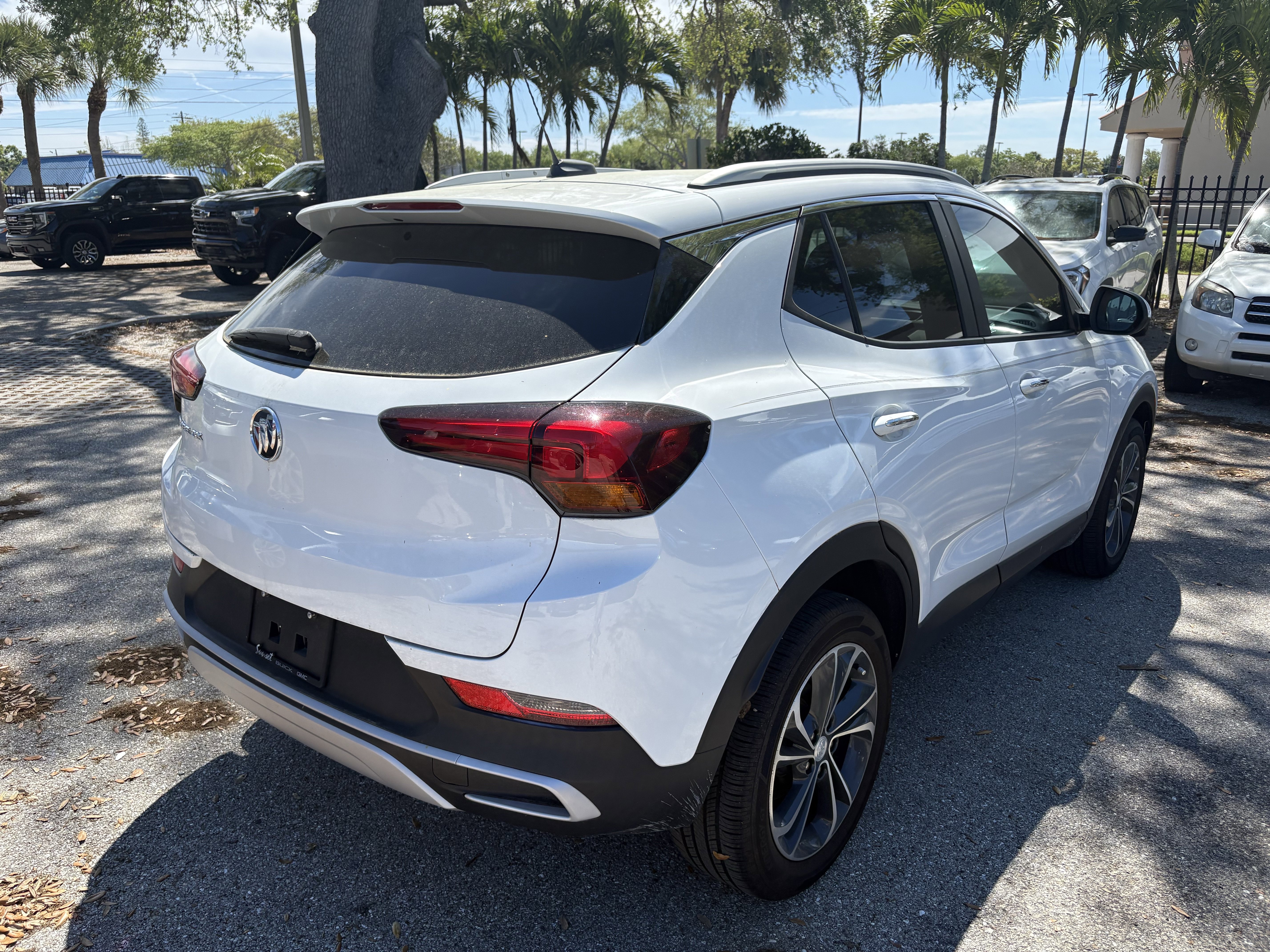 Used 2023 Buick Encore GX Select image 7