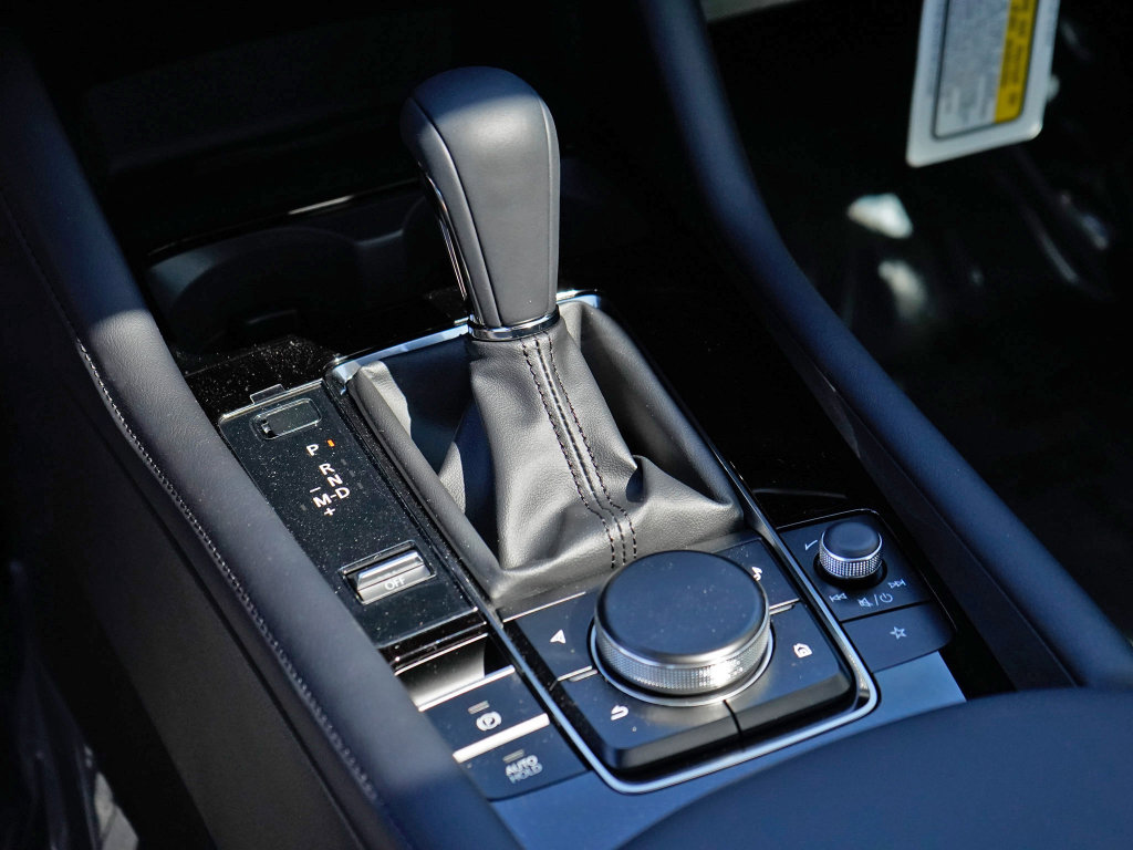 New 2026 MAZDA MAZDA3 Hatchback w/Premium Plus Pkg AWD/4WD image 21