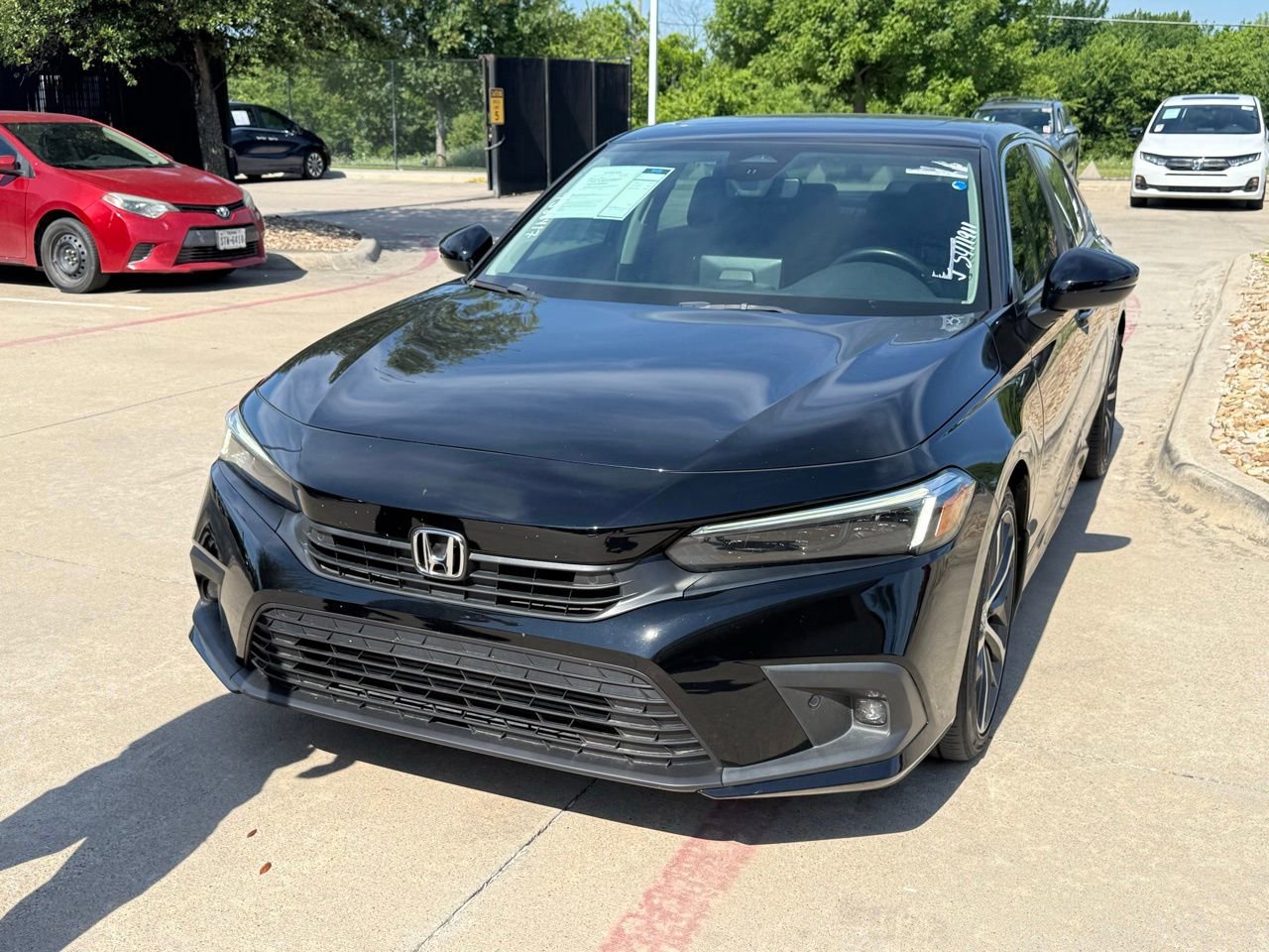 Used 2022 Honda Civic Touring image 1