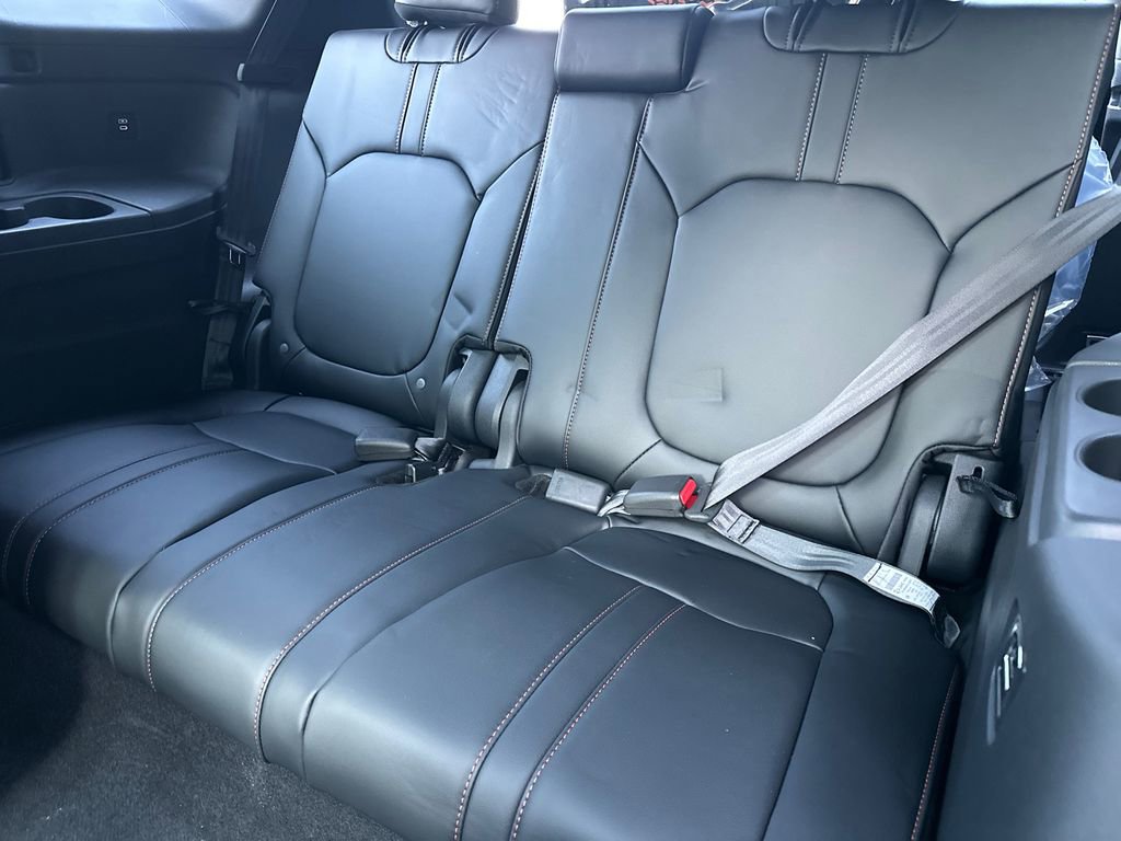 New 2025 Honda Pilot TrailSport image 17