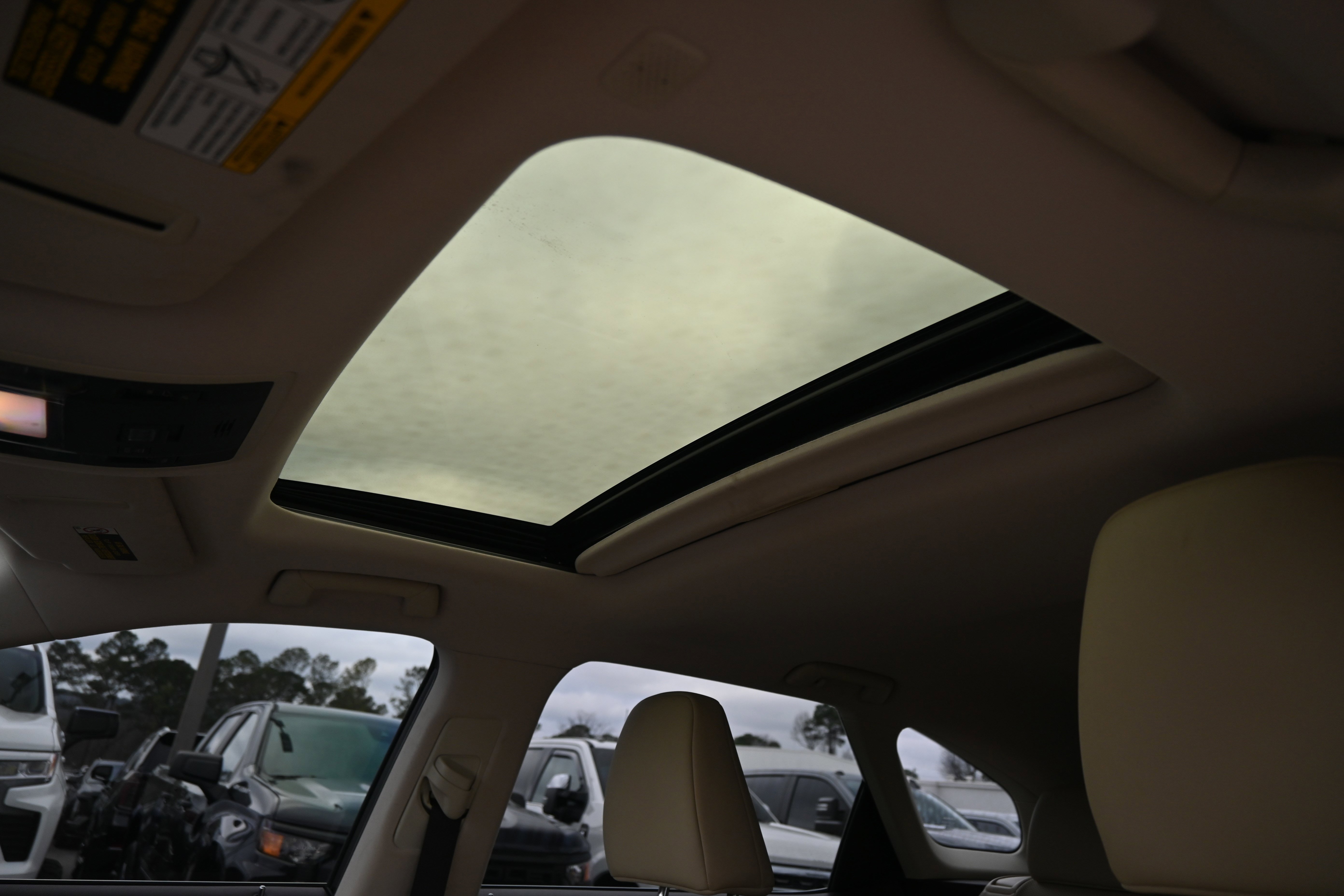 Used 2020 Lexus RX 350L FWD w/ Premium Package image 9