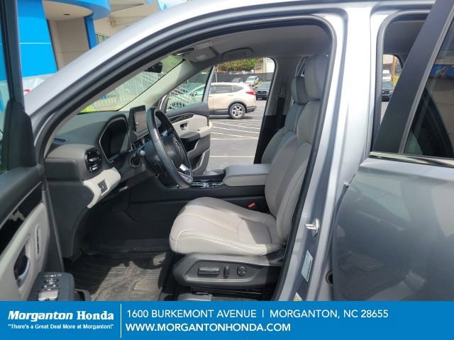 Used 2023 Honda Pilot EX-L image 8