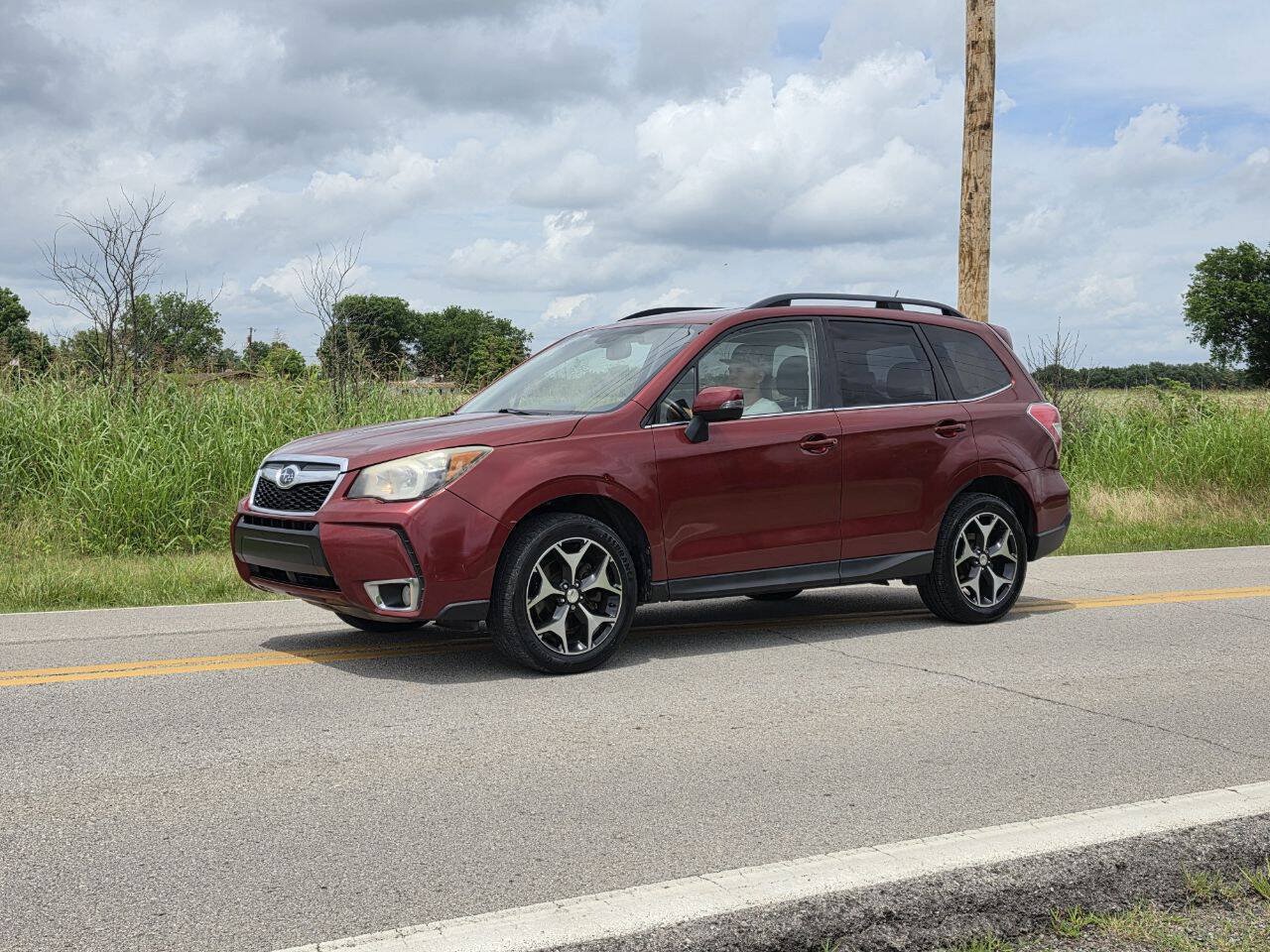 Used 2014 Subaru Forester 2.0XT Touring AWD/4WD image 2