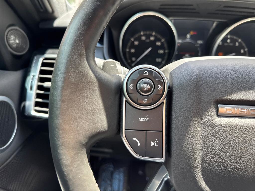 Used 2017 Land Rover Discovery SE AWD/4WD image 33