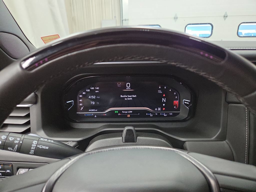 Used 2023 GMC Yukon Denali Ultimate w/ LPO, Floor Liner Package AWD/4WD image 25
