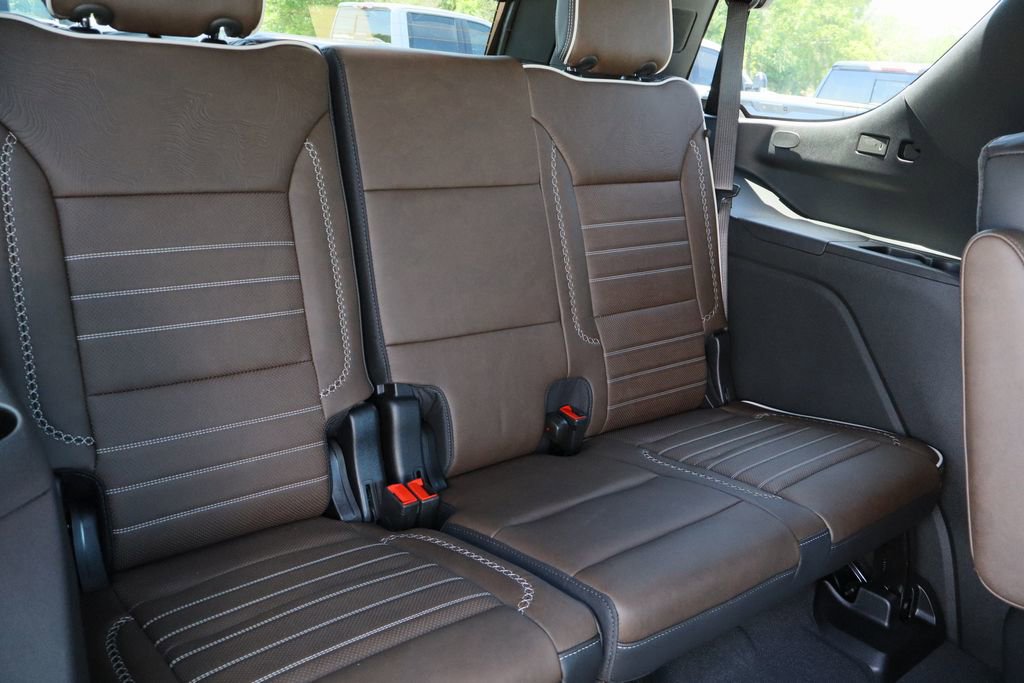 Used 2026 GMC Yukon Denali Ultimate image 32