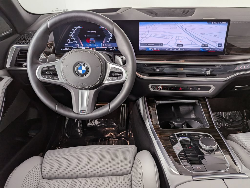Used 2026 BMW X5 xDrive40i w/ M Sport Package AWD/4WD image 21