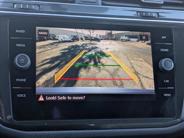 Used 2018 Volkswagen Tiguan SE image 13