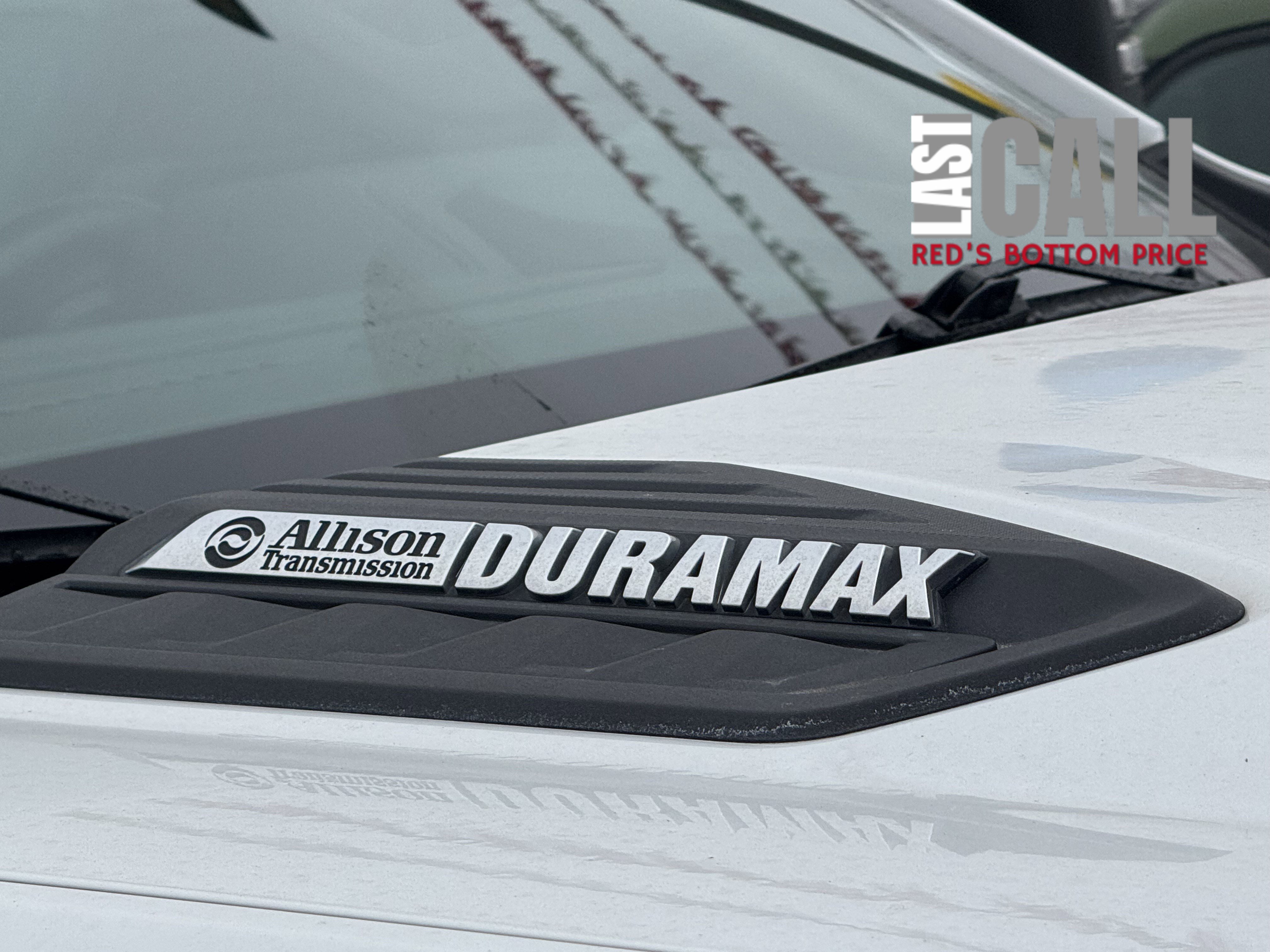 Used 2024 Chevrolet Silverado 2500 LTZ w/ LTZ Plus Package image 6