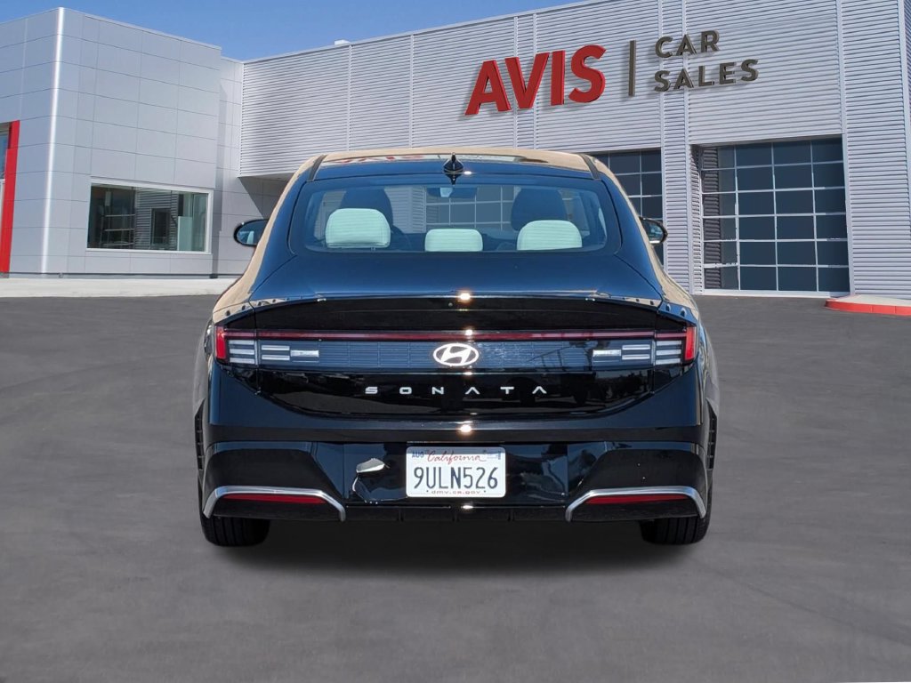 Used 2025 Hyundai Sonata SEL FWD image 6