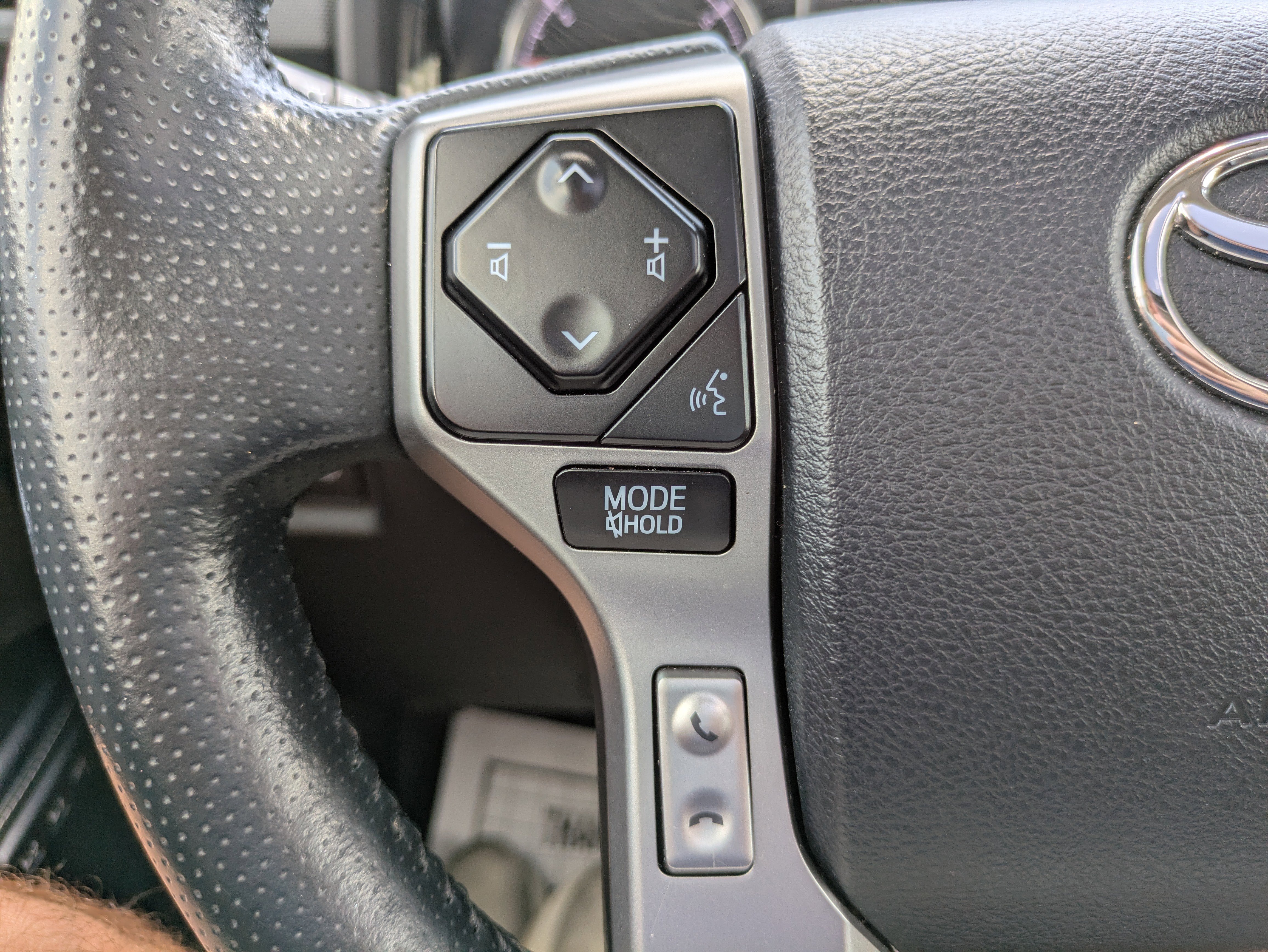 Certified 2024 Toyota 4Runner Limited image 21