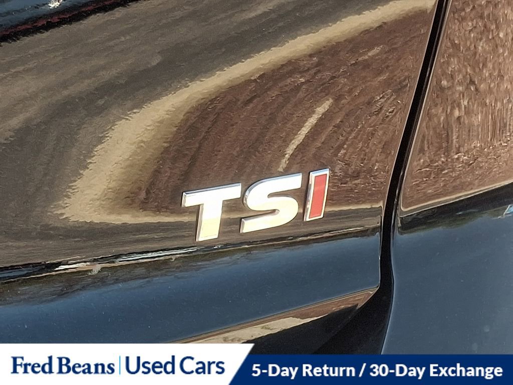 Used 2016 Volkswagen Jetta SEL FWD image 32