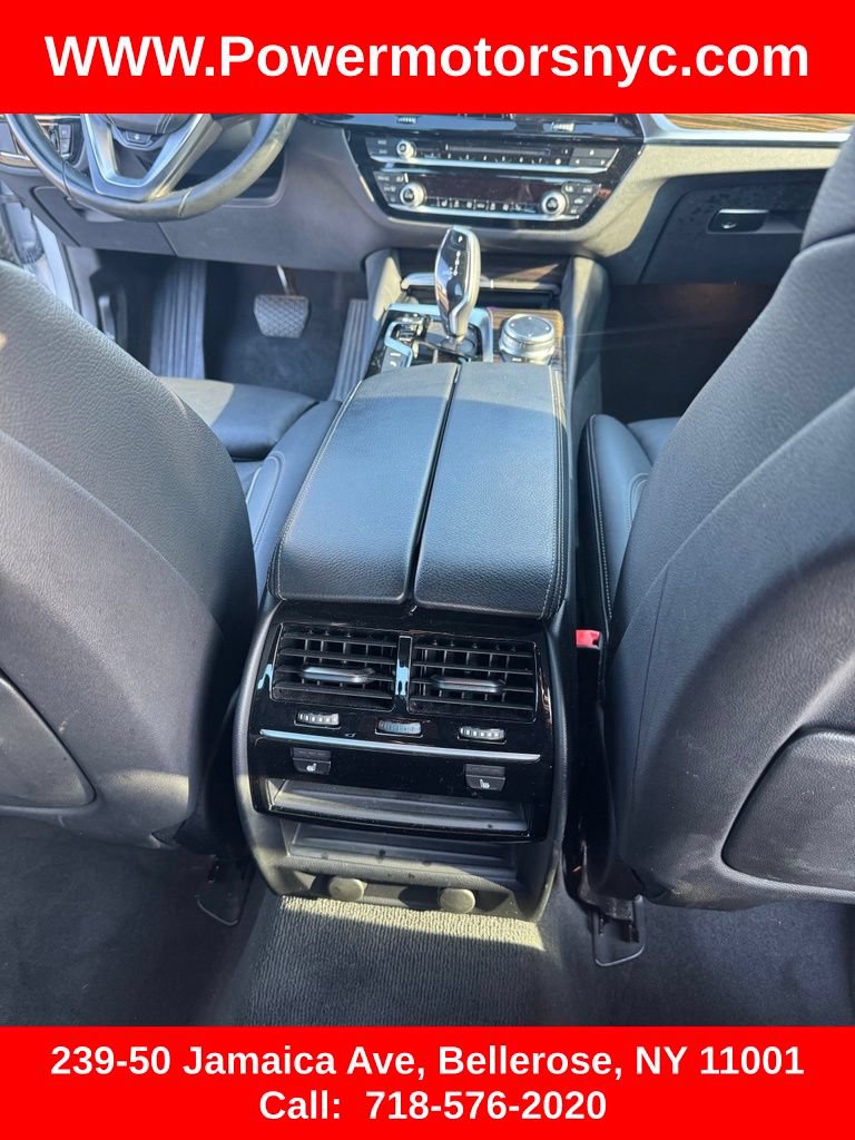 Used 2019 BMW 530e xDrive w/ Premium Package AWD/4WD image 31