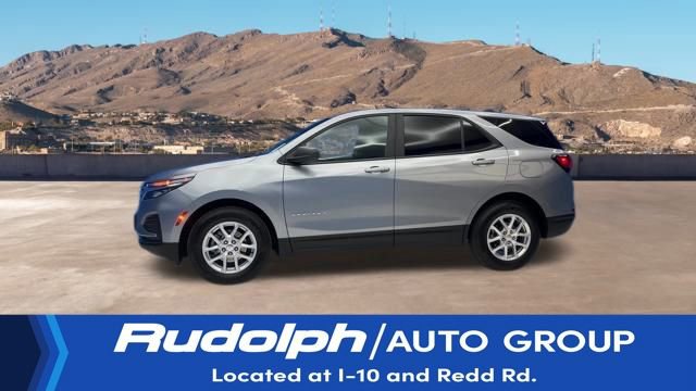 Used 2024 Chevrolet Equinox LS w/ LS Convenience Package image 2