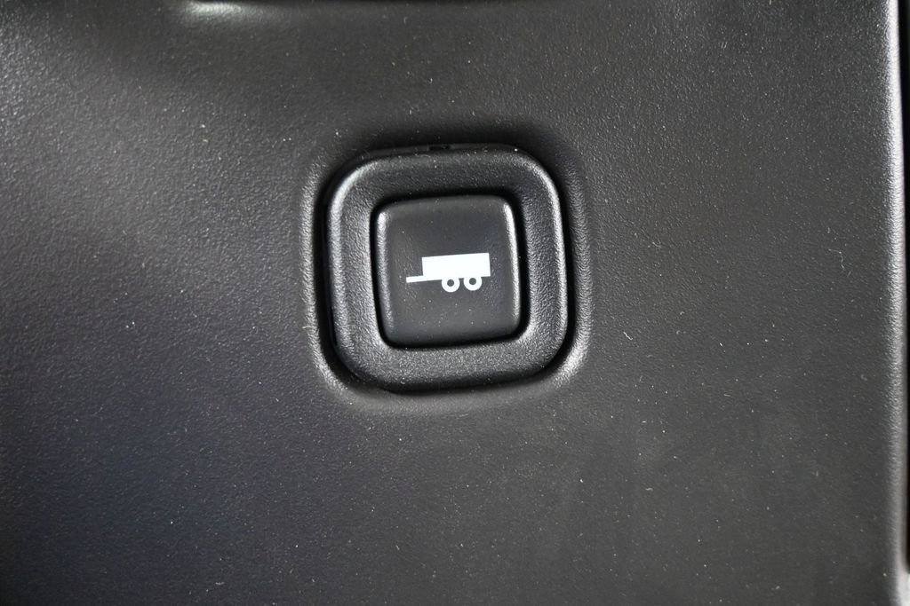 New 2026 Chevrolet Express 2500 Extended w/ Driver Convenience Package RWD image 24